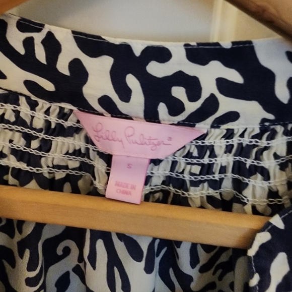 Lily Pulitzer Elsa Top 100 Silk Treaure Navy Coral Size Small Coastal Resort - Picture 9 of 11